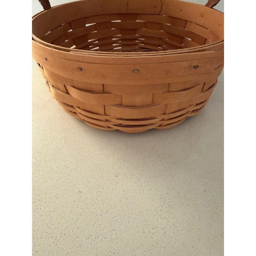 Longaberger 10" Darning Basket With Leather Handles 1999 EUC - Picture 4 of 8